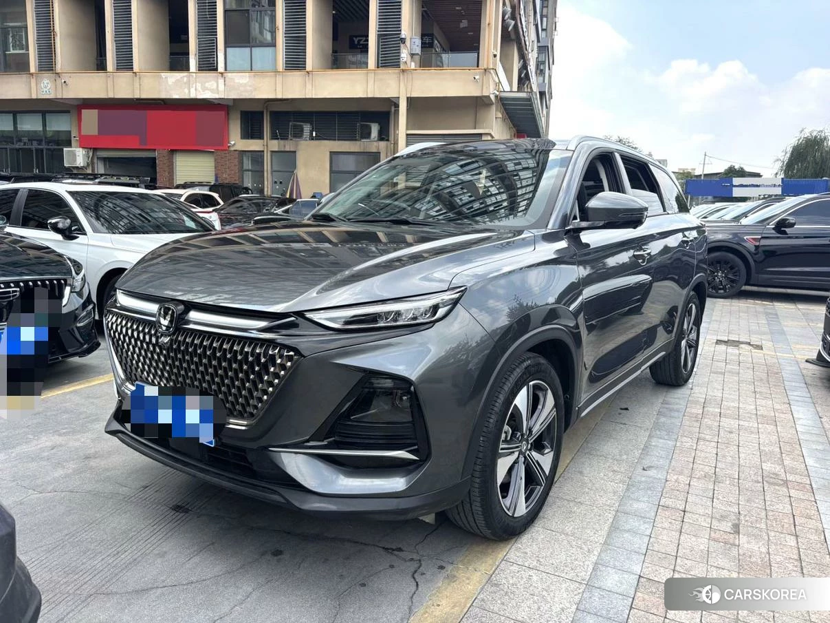 Chang'an X7 PLUS 2024 Темно-серый из Китая