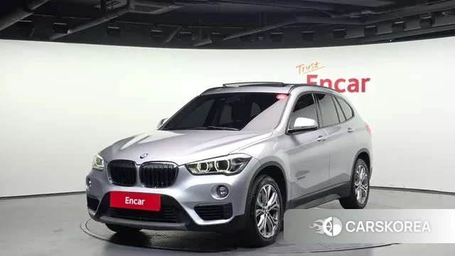 BMW X1 (F48) 2018 Серебристо-серый из Кореи