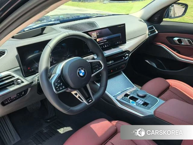 BMW i3 2025 Черный из Китая