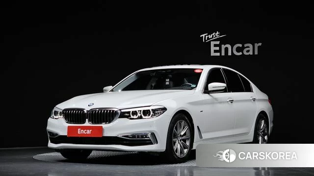 BMW 5 Series (G30) 2018 Белый из Кореи
