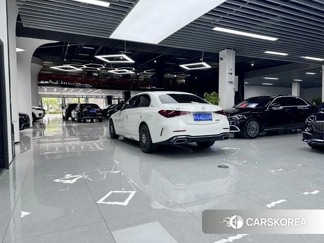 Mercedes-Benz Class C 2024 Белый из Китая