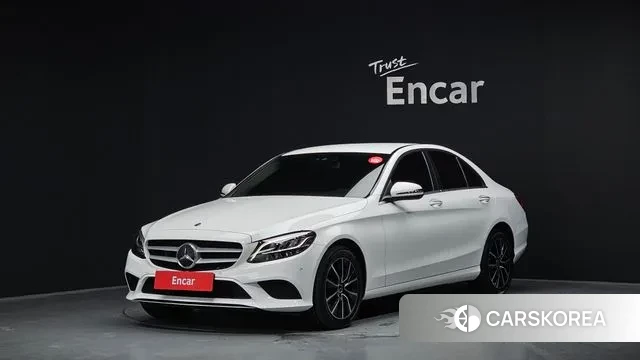 Mercedes-Benz C-Class W205 2019 Белый из Кореи