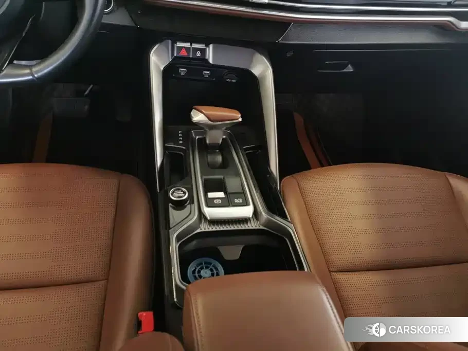 Kia Smart running 2023 Белый из Китая