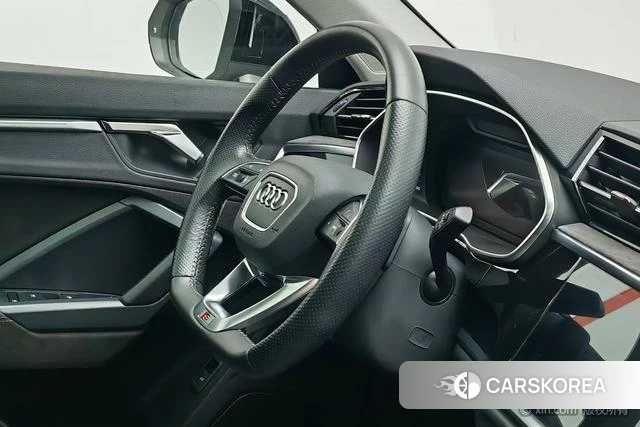 Audi Q3 Sportback 2021 Белый из Китая
