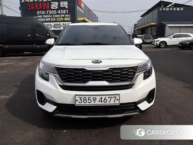 Kia Seltos 2020 Белый из Кореи