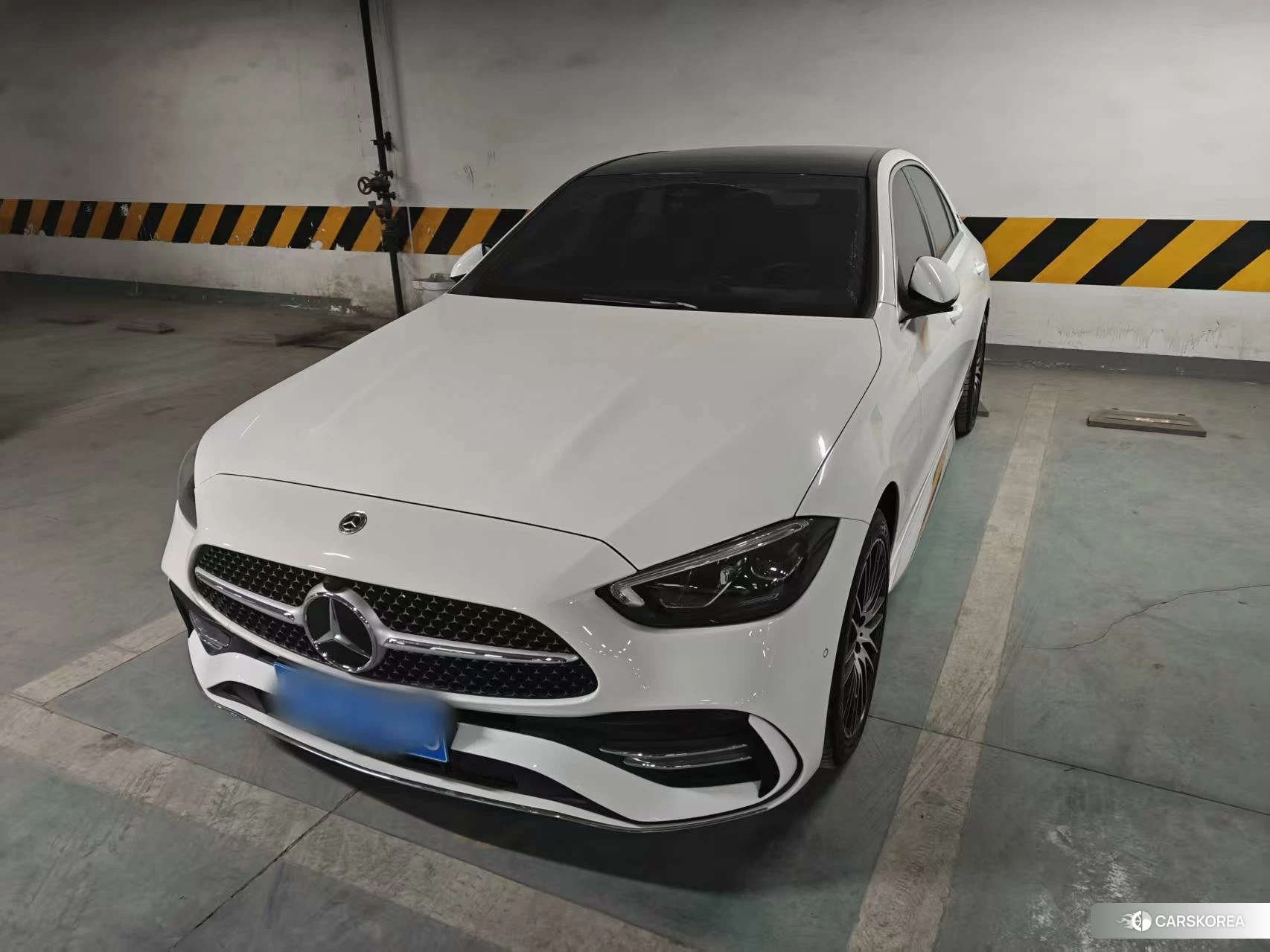 Mercedes-Benz Class C 2023 Белый из Китая