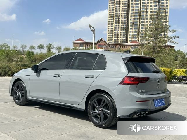 Volkswagen Golf 2024 Темно-серый из Китая