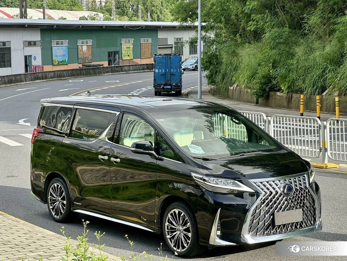 Lexus LM 2020 Черный из Китая