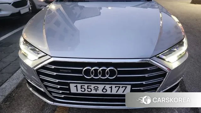 Audi A8 (D5) 2020 Серебряный из Кореи