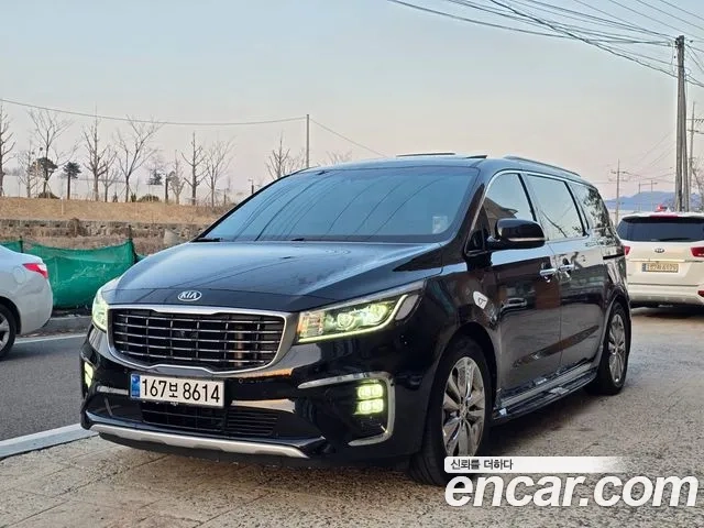 Kia The New Carnival 2018 Черный из Кореи