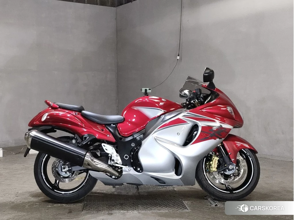 Проданный Suzuki GSX1300R HAYABUSA 2018 из Японии