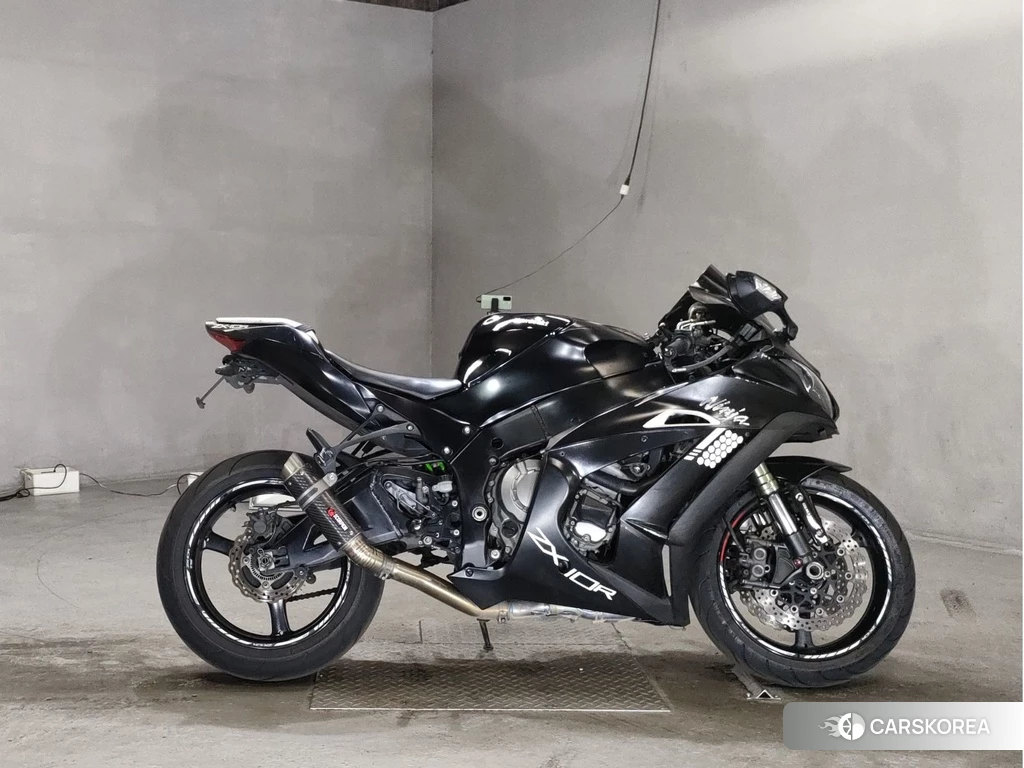 Проданный Kawasaki ZX-10R NINJA 2011 из Японии