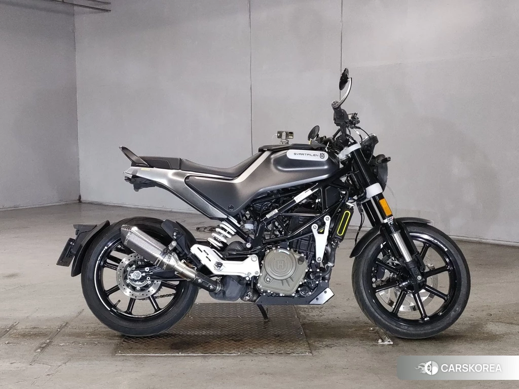 Проданный Husqvarna SVARTPILEN 250 2021 из Японии