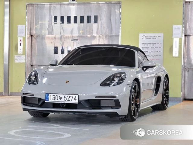 Porsche 718 Boxster 2022 Цвет галактики из Кореи