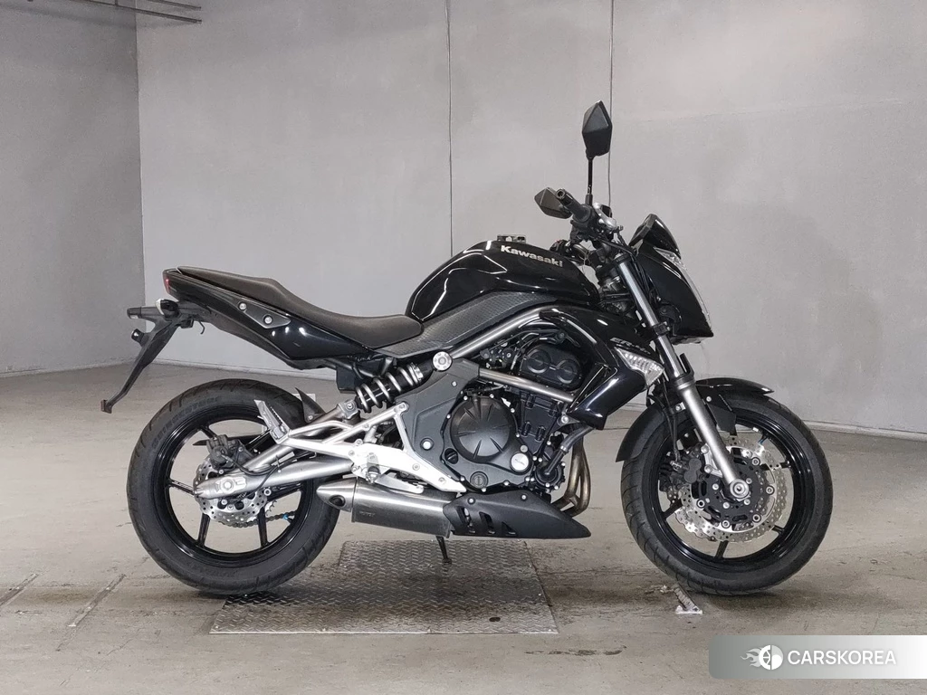Проданный Kawasaki ER-4N 2012 из Японии, фото 2