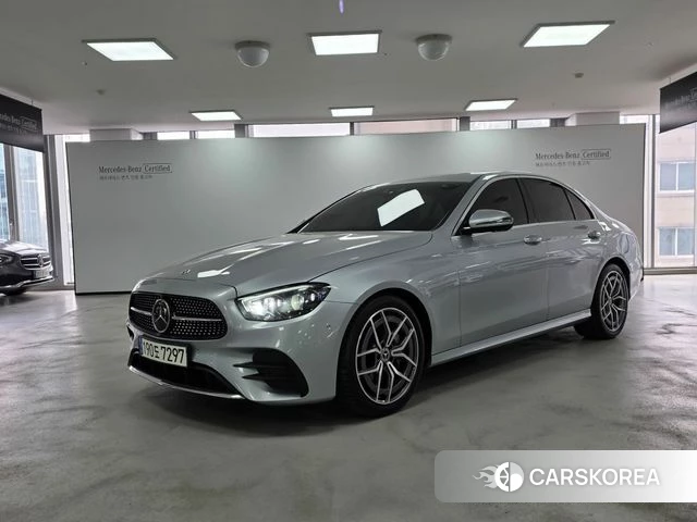 Mercedes-Benz E-Class W213 2022 Серебряный из Кореи