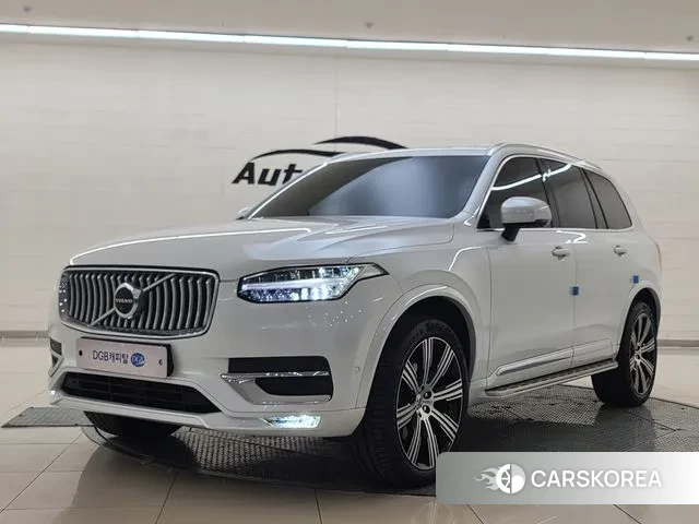 Volvo XC90 second Generation 2022 Белый из Кореи