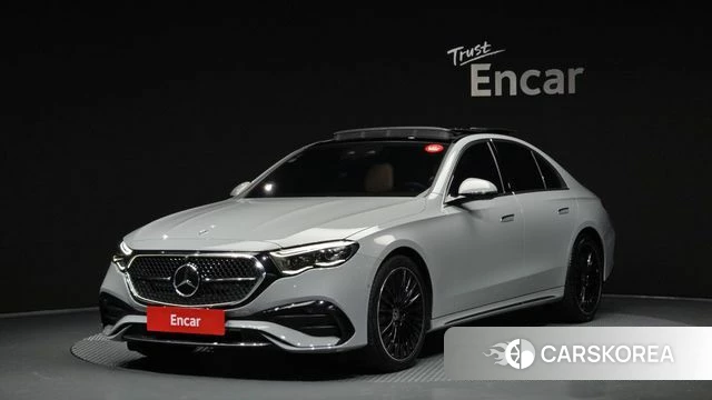 Mercedes-Benz E-Class W214 2024 Серебристо-серый из Кореи