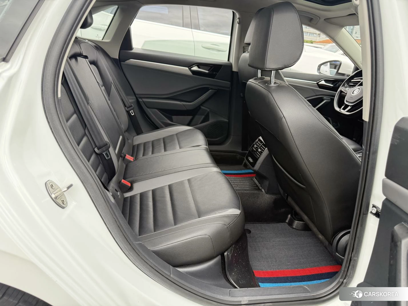 Volkswagen Sagitar 2020 Белый из Китая