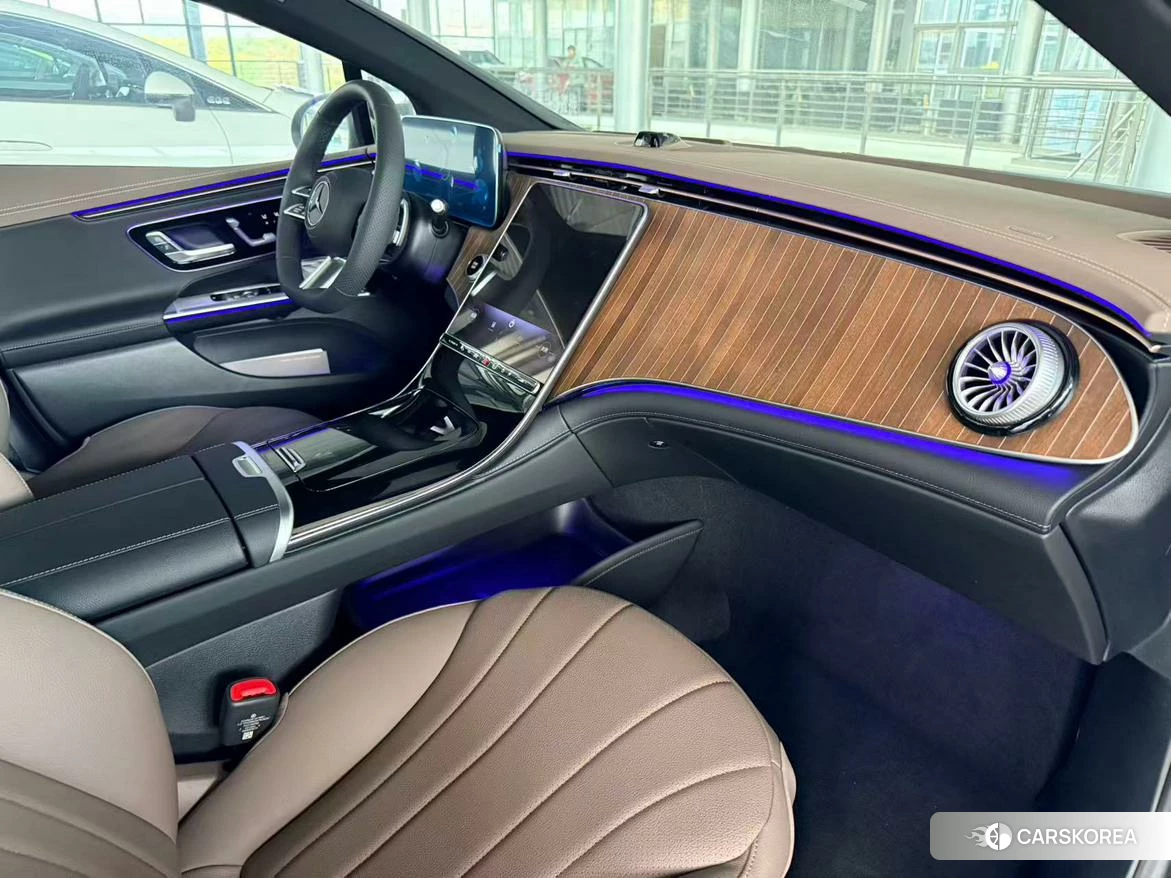 Mercedes-Benz EQE 2024 Черный из Китая