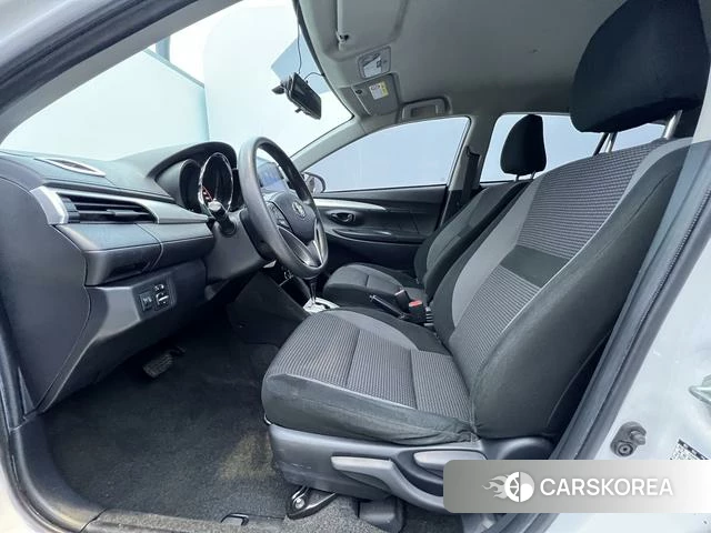 Toyota Vios FS 2022 Белый из Китая