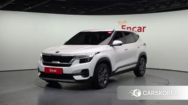 Kia Seltos 2020 Белый из Кореи