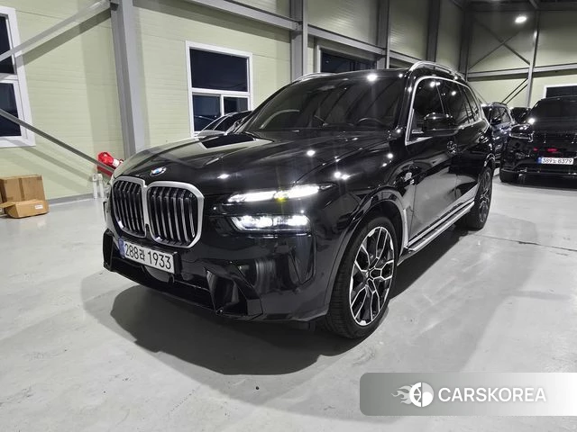 BMW X7 (G07) 2025 Черный из Кореи