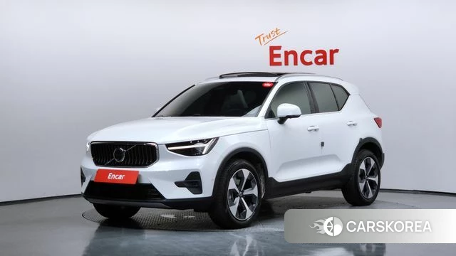 Volvo XC40 2023 Белый из Кореи
