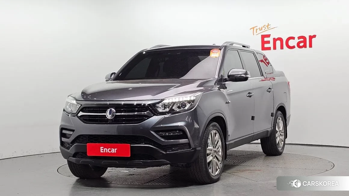 Ssangyong Rexton Sports 2019 Серый из Кореи
