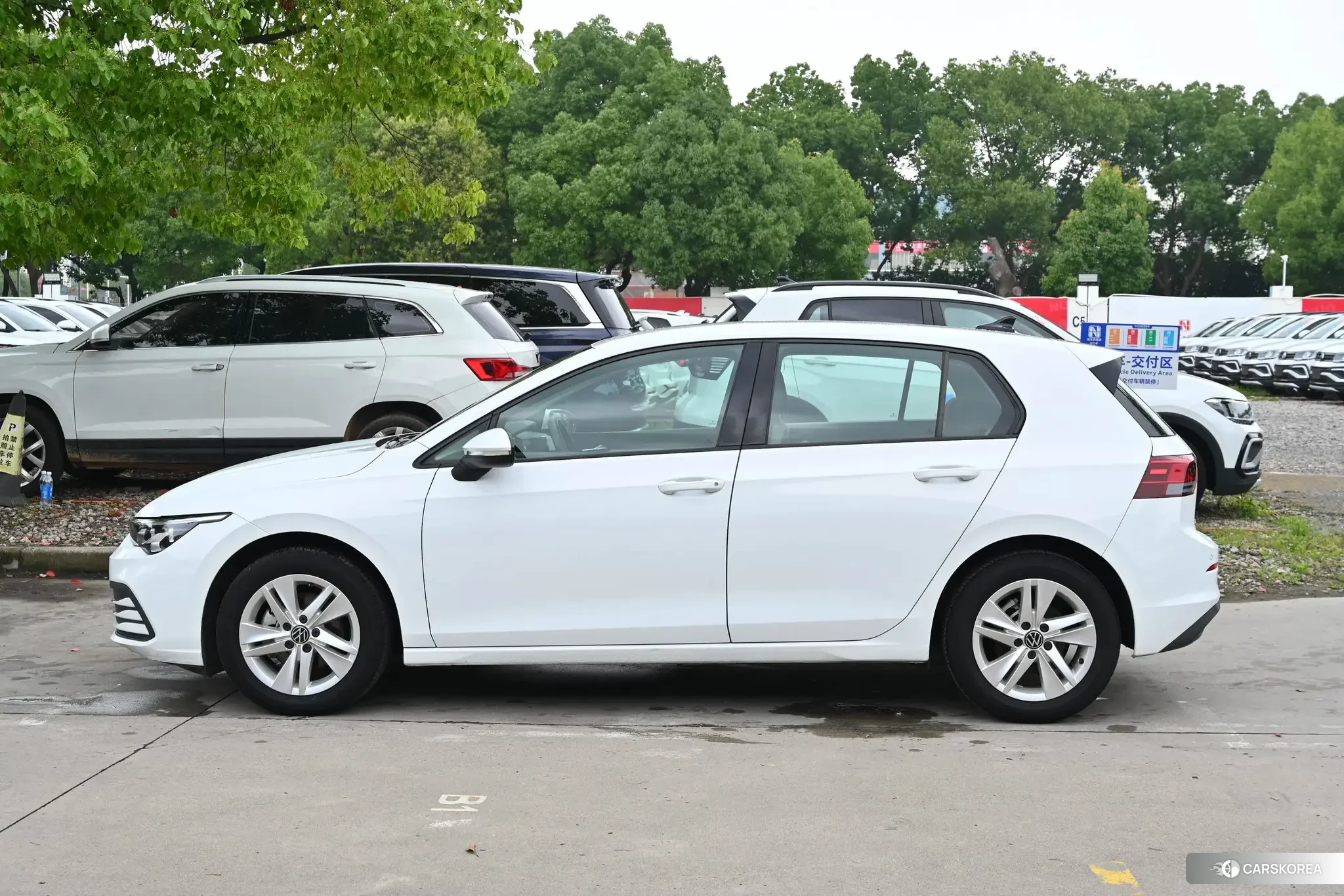 Volkswagen Golf 2020 Белый из Китая