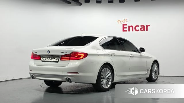 BMW 5 Series (G30) 2020 Белый из Кореи