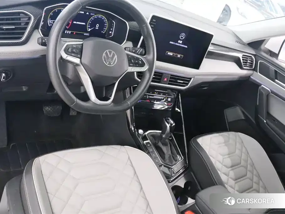 Volkswagen Tanyue 2023 Белый из Китая