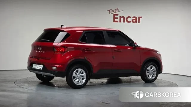 Hyundai Venue 2019 Красный из Кореи