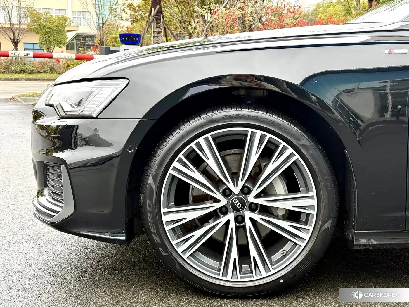 Audi A6L 2022 Черный из Китая