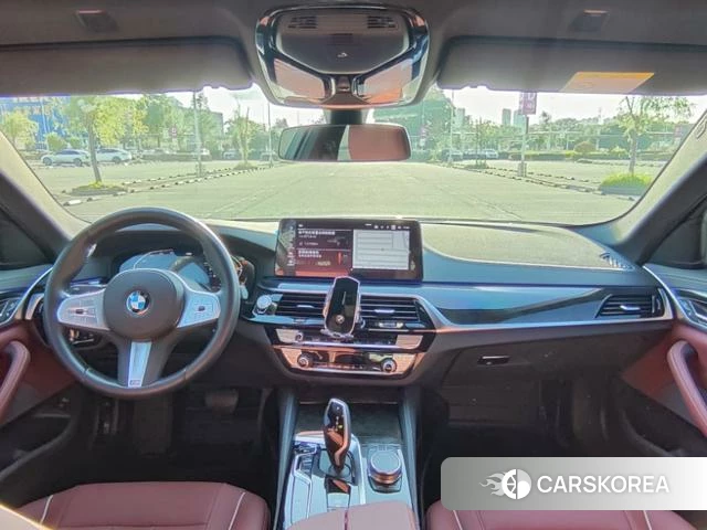 BMW 5 series 2023 Черный из Китая