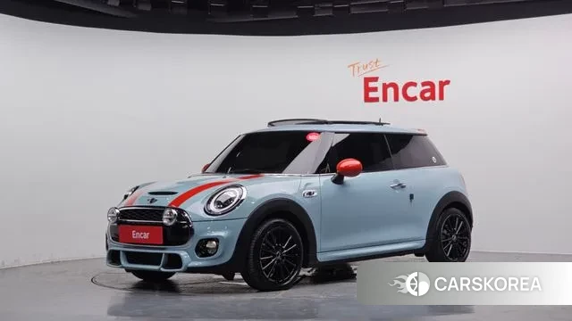 Mini Cooper S 2019 Светло-серебряный цвет из Кореи