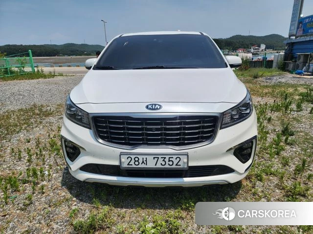 Kia The New Carnival 2018 Белый из Кореи