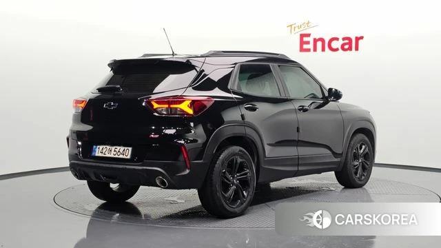 Chevrolet (GM Daewoo) Trailblazer 2021 Черный из Кореи