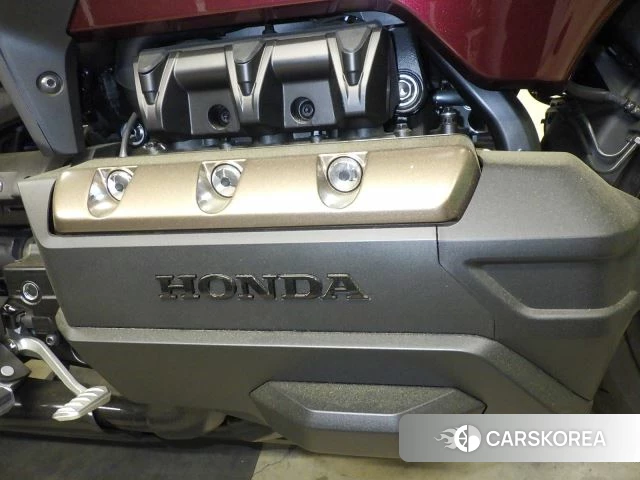 Engine photo