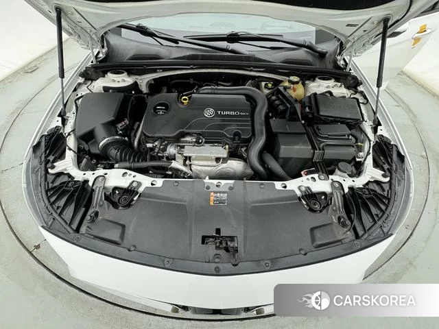 Buick Regal 2018 Белый из Китая