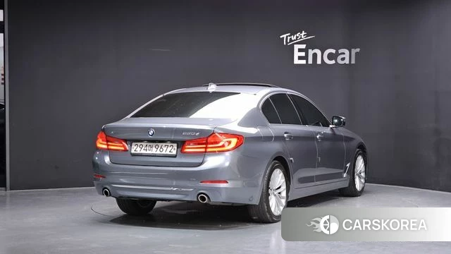 BMW 5 Series (G30) 2019 Серый из Кореи