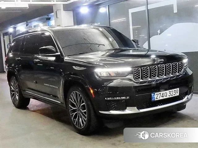 Jeep Grand Cherokee (WL) 2023 Черный из Кореи
