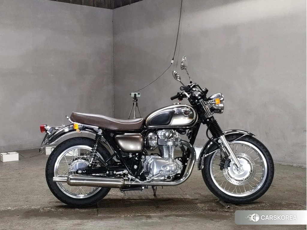 Проданный Kawasaki W800 2013 из Японии
