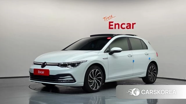 Volkswagen Golf 8th Generation 2023 Белый из Кореи