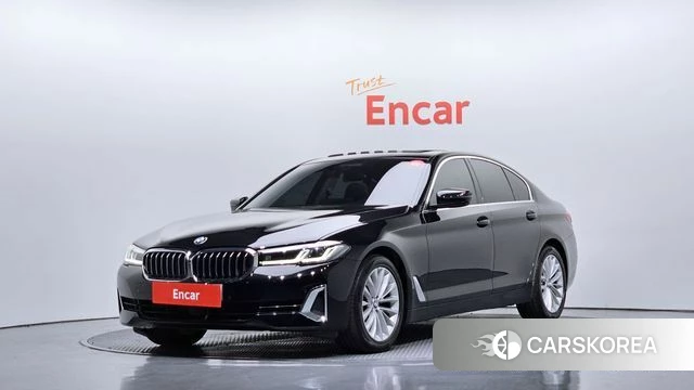 BMW 5 Series (G30) 2023 Черный из Кореи