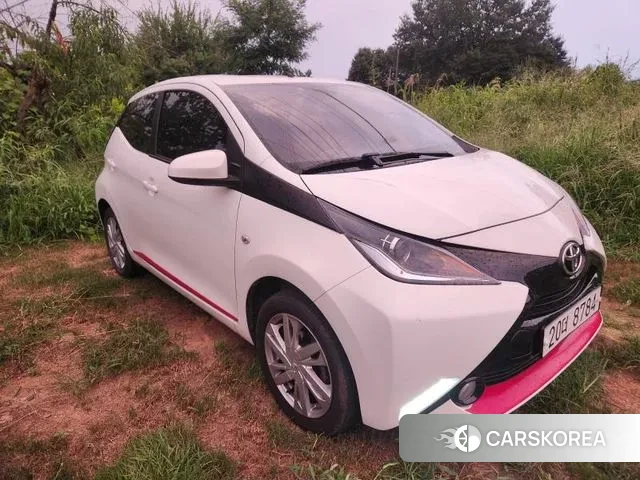 Toyota Oh, my god. 2018 Белый из Кореи