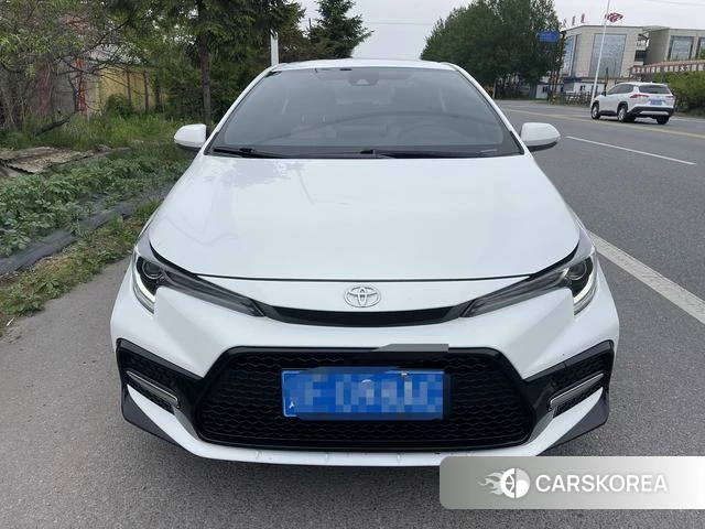 Toyota Lei Ling 2022 Белый из Китая