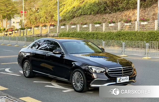 Mercedes-Benz E-class 2023 Черный из Китая