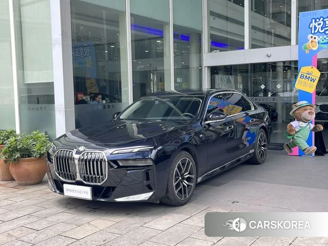 BMW 7 series 2023 Черный из Китая