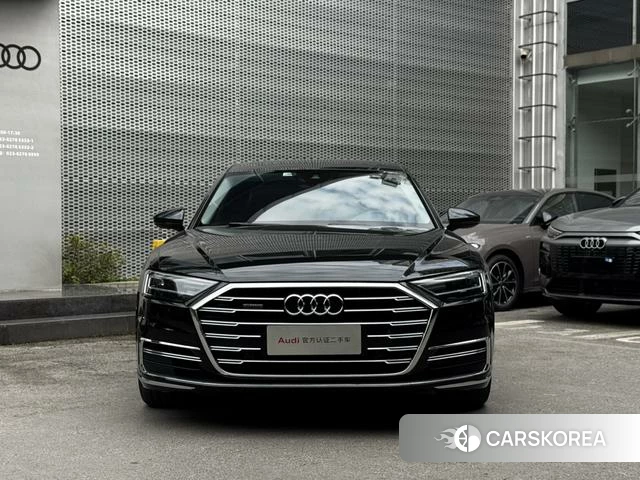 Audi A8 2021 Черный из Китая